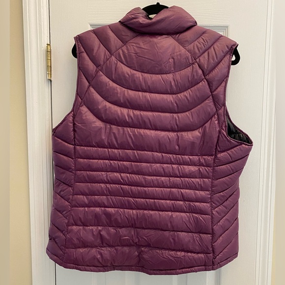Bernardo Goose Down Packable Puffer Vest Purple Plum Womens Lightweight - XL - Picture 3 of 12